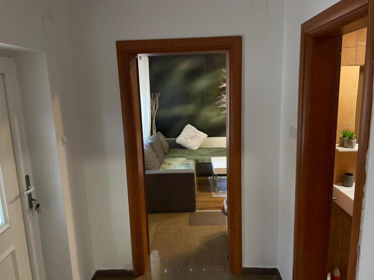 Cozy 1B Apartment Vera-Self Check In ザグレブ エクステリア 写真