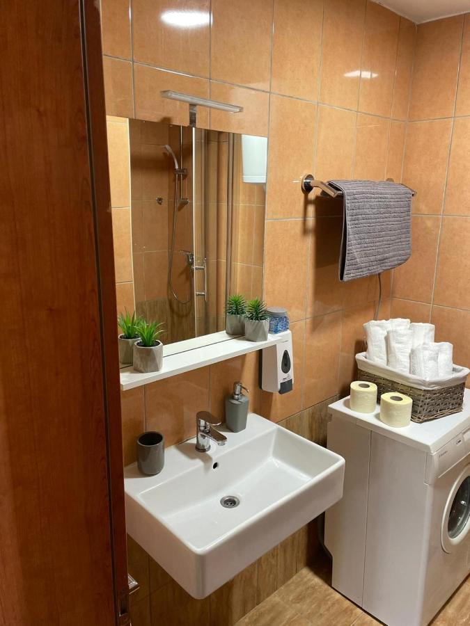Cozy 1B Apartment Vera-Self Check In ザグレブ エクステリア 写真